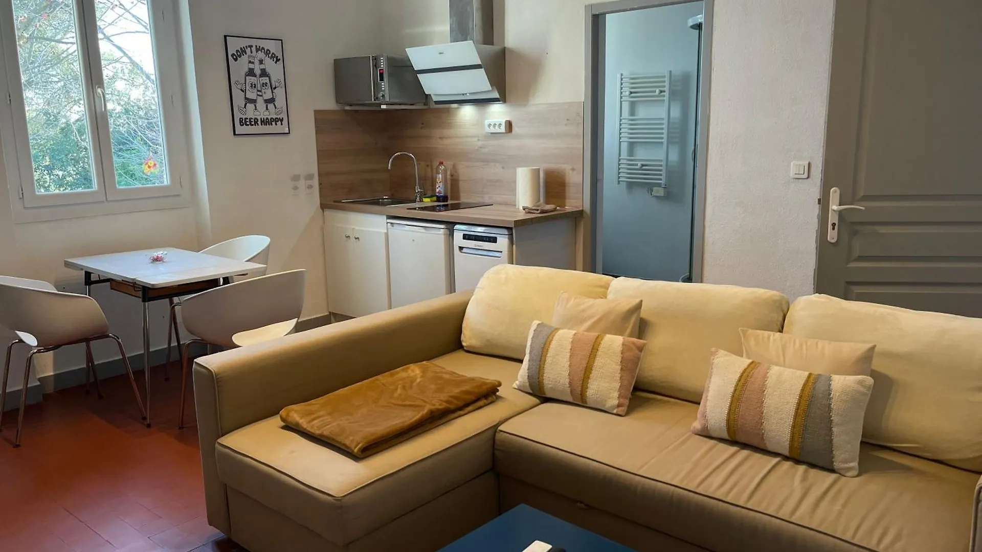 Aparthotel Mas De L'Isle à Bédarrides 0*,  France
