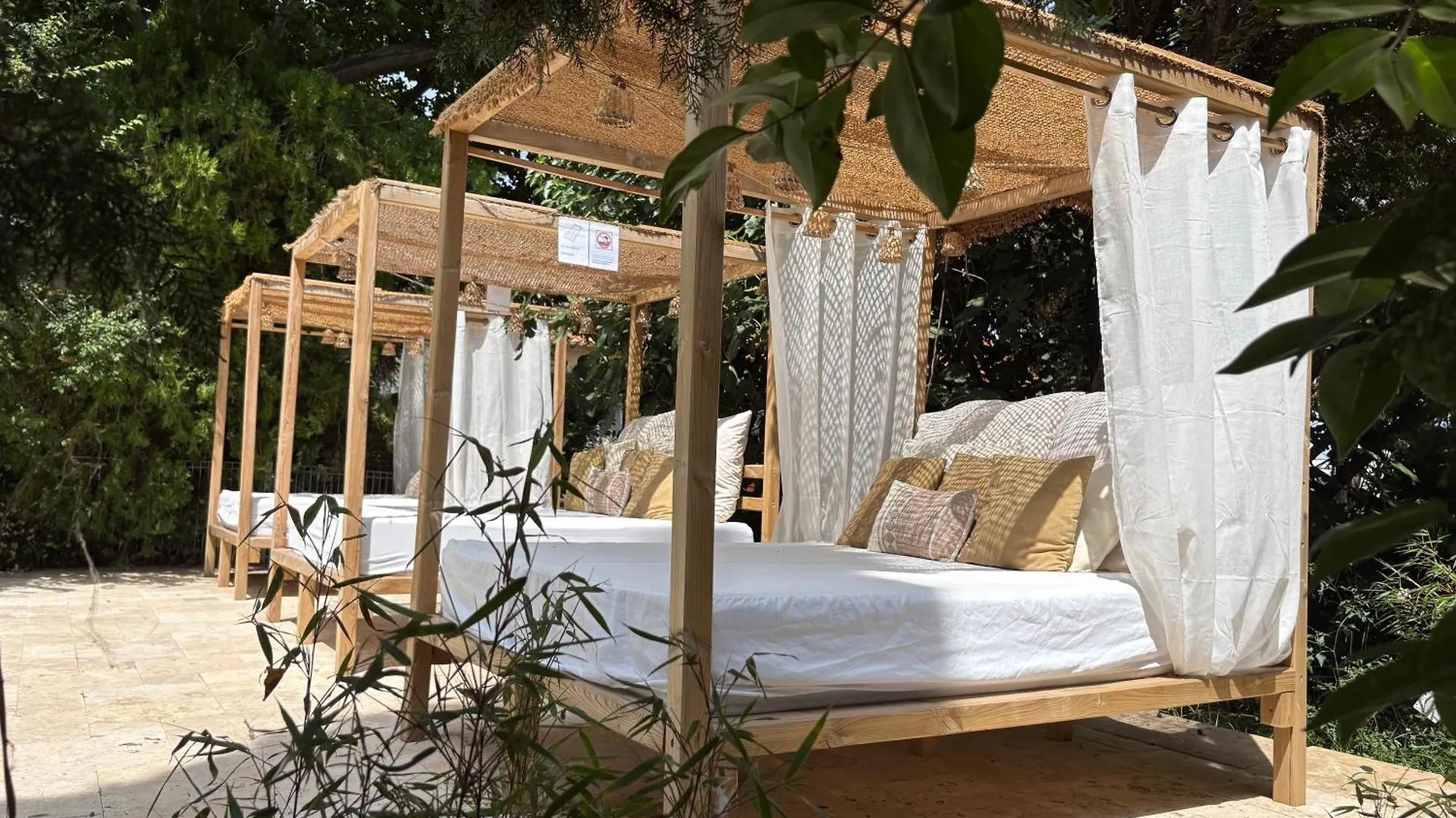 Mas De L\'Isle location