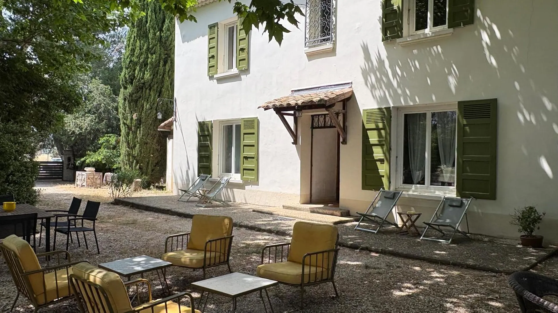 Mas De L'Isle Aparthotel Bedarrides